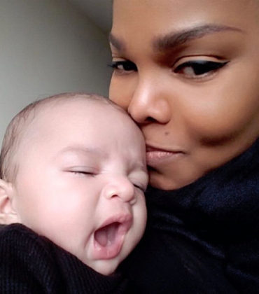 Janet Jackson Will Reportedly Document Motherhood and her Divorce in a New Netflix Series.